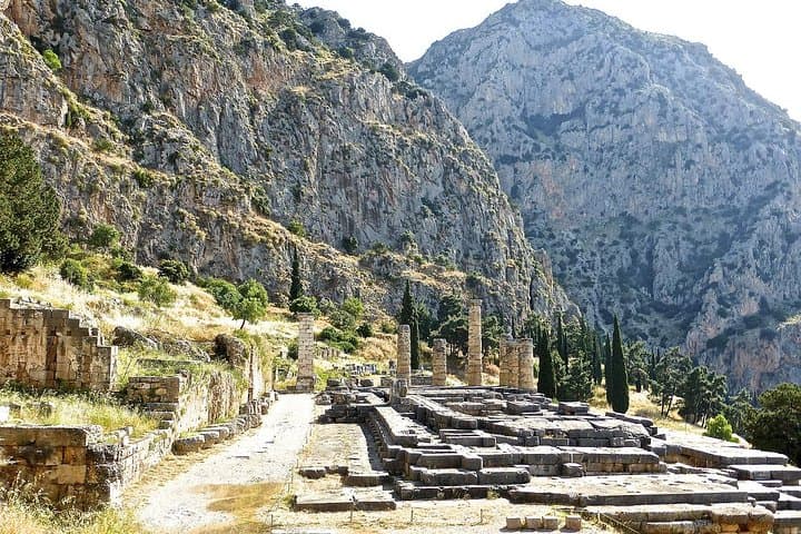 Delphi Day Trip from Athens: Private 10‑Hour Tour to the Oracle and Sanctuary photo 2