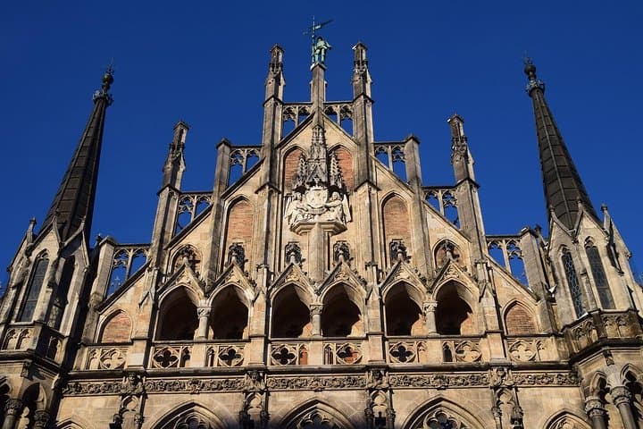 Private 4.5-Hour Munich City Tour: Drive Through History, Parks & Palaces photo 3