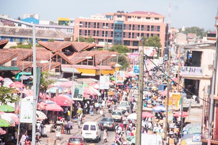 Full-Day Accra Guided City Tour: Markets, Jamestown & Independence Sites photo 3