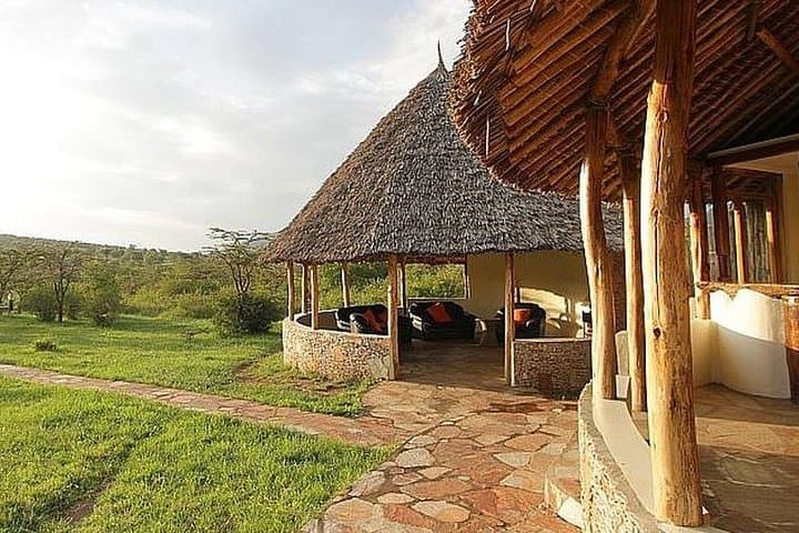 5-Day Big Five Safari from Nairobi: Maasai Mara, Lake Nakuru & Hell's Gate