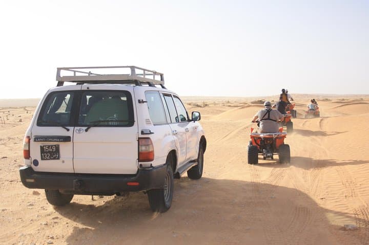 Desert Oasis Escape: 2-Day Ksar Ghilane, Chenini & Matmata Tour