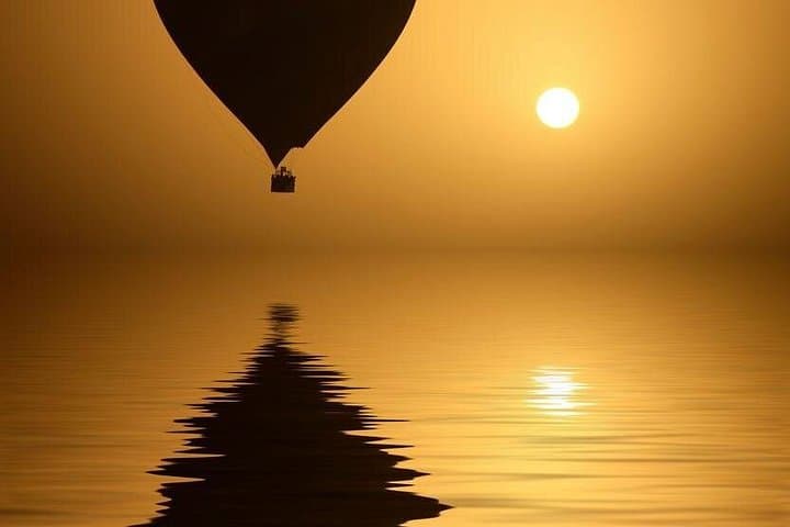 Sunrise Hot Air Balloon Over Luxor West Bank & Nile River photo 2