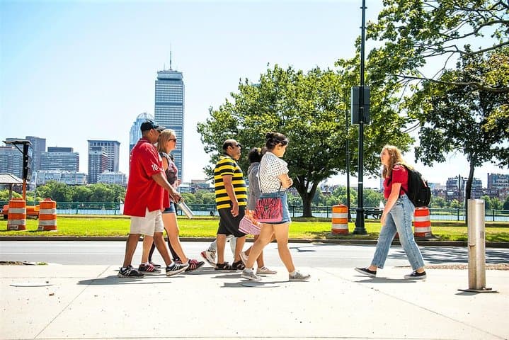 MIT Campus Guided Walking Tour: Student-Led History & Innovation Walk in Kendall Square photo 2