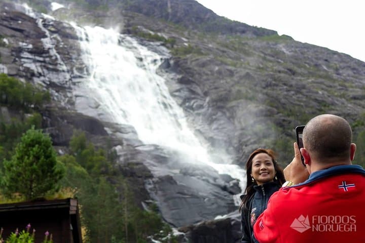 Langfoss Waterfall & Åkrafjorden Shore Excursion from Haugesund photo 2