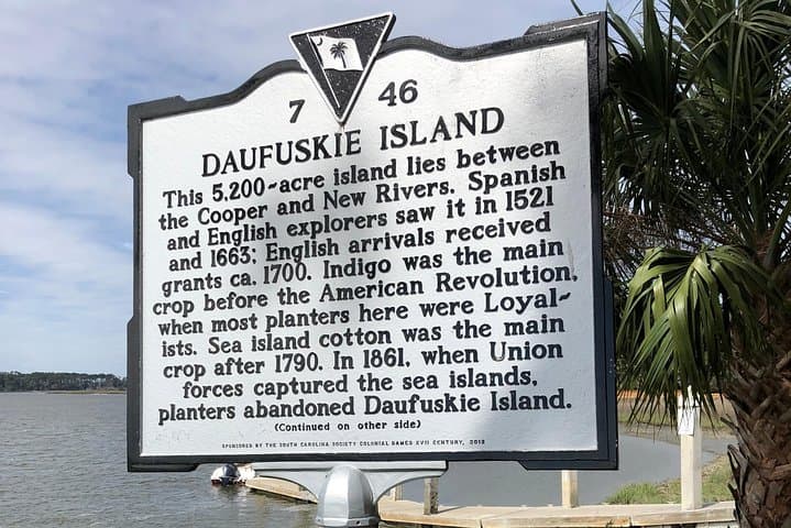 Daufuskie Island Guided History Tour: Back-Island History & Artisans from Hilton Head photo 3