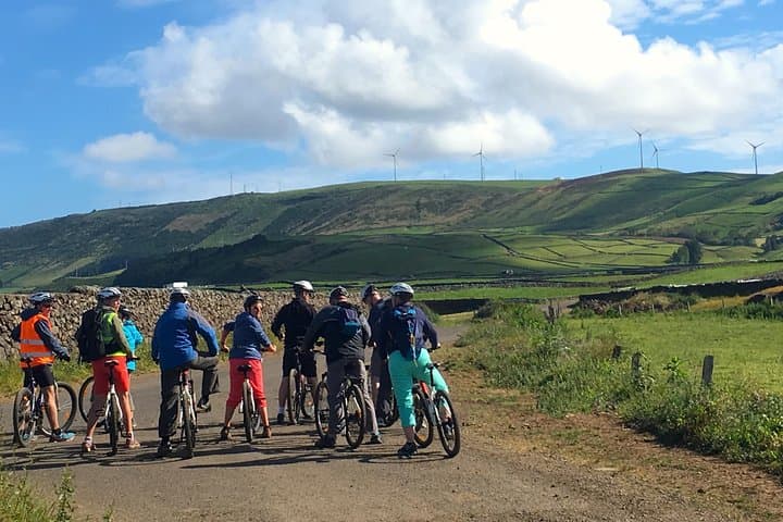 Patchwork e-Bike Ride in Terceira’s Volcanic Crater — 17 km Pastureland Loop