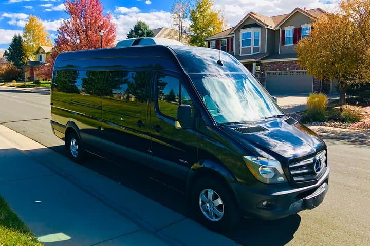 Private Denver Airport Transfer to Vail and Beaver Creek — 2-Hour Mountain Ride photo 2