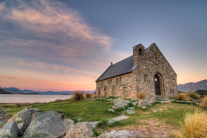Mount Cook Day Trip from Christchurch: Lake Tekapo, Pukaki & Tasman Glacier photo 3