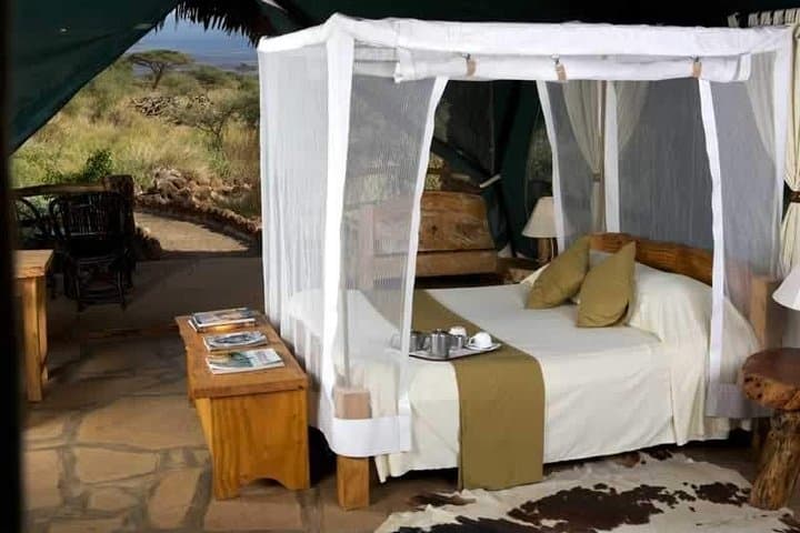 7-Day Big Five Safari: Maasai Mara, Nakuru, Naivasha & Amboseli photo 3