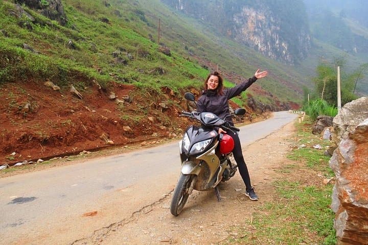 Rent Motorbikes in Ahungalla: Scooter Rentals for Coastal Sri Lanka Exploration photo 2