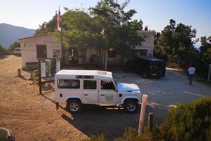 Off-Road Supramonte Tour and Pischina Gurthàddala Visit — Gorropu Panoramic Drive photo 5