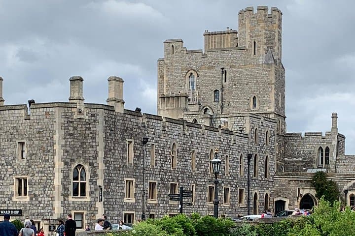 Royal London & Windsor Black Cab Day Trip — Buckingham Palace to Windsor Castle photo 6