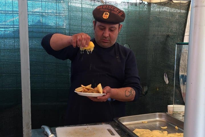 Palermo Food & Art Walking Tour: Taste of Art and Street Food