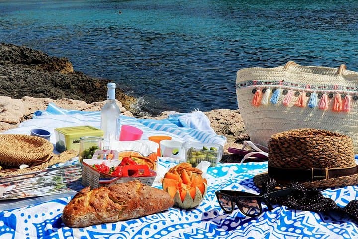 Nice to Villefranche Coastal Walk: Picnic, Swim & Panoramic Côte d'Azur Hike photo 4