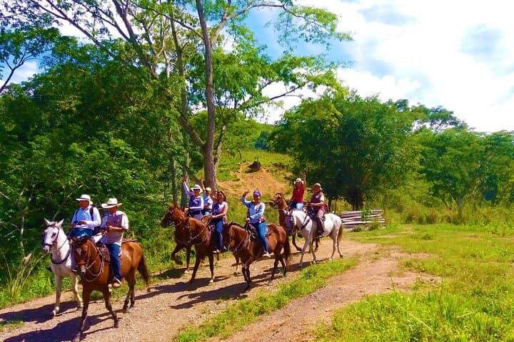 Horseback Riding at Hacienda La Lajita: Topocoro Lake Views & Farm Lunch