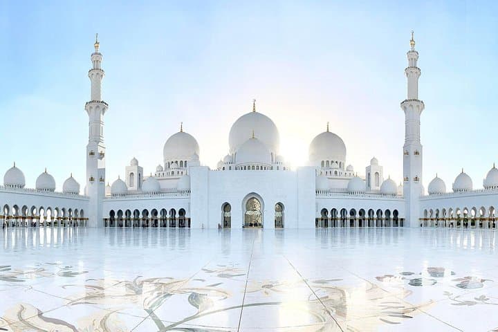 Abu Dhabi Half-Day City Tour: Sheikh Zayed Grand Mosque, Emirates Palace & Louvre photo 1