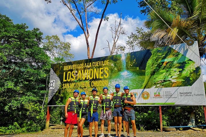 Airplane Cave Adventure from Bucaramanga — Ropes, Waterfalls & Hidden Pools photo 2
