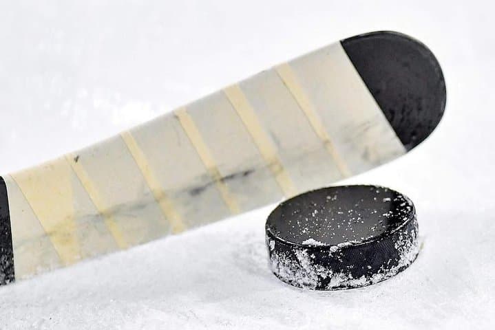 Play Ice Hockey in Riga: Private Rink Hire, Gear & Transfers