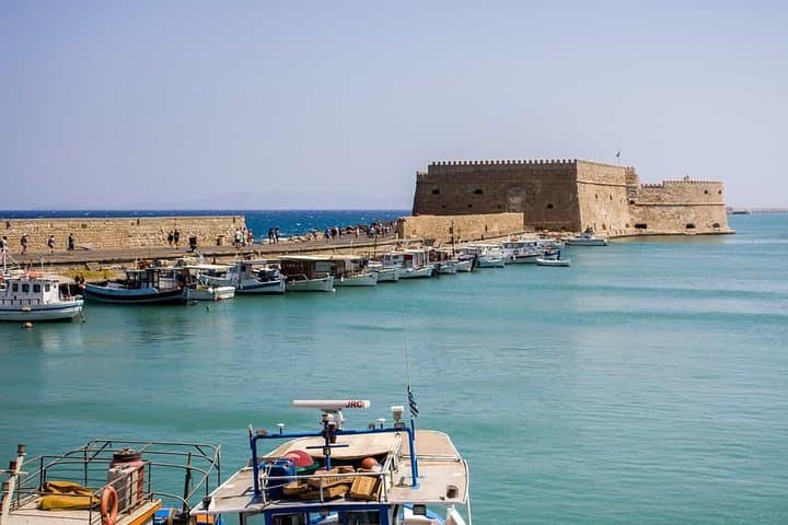 Heraklion City Tour: Cretaquarium, Old Bazaar & Historic Sights photo 3