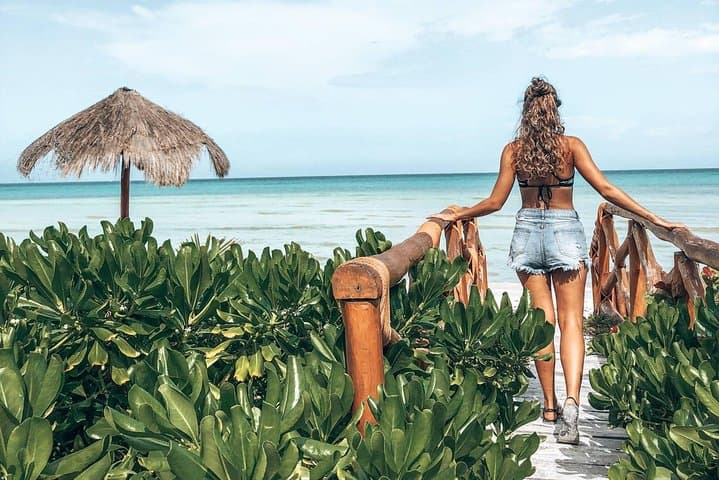 Bacalar Lagoon Day Trip: Seven Colors Boat Tour & San Felipe Fort photo 6