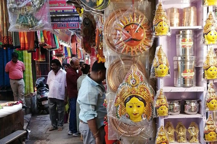 Varanasi Street Food & Market Tour: Taste Banaras' Flavors and Craft Traditions photo 6