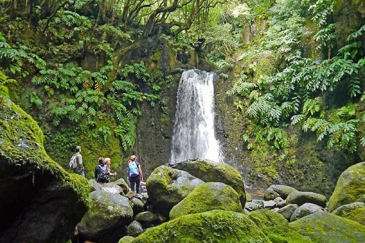 Hike Faial da Terra & Sanguinho: Salto do Prego to Ribeira dos Caldeirões