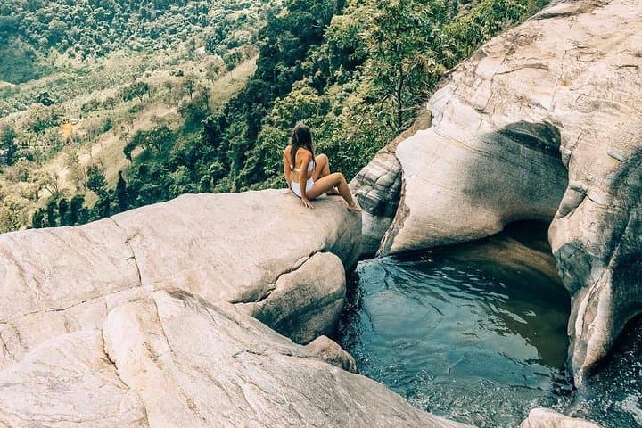 Every Corner a Story: 7-Day Sri Lanka Cultural, Hill & Wildlife Loop photo 4