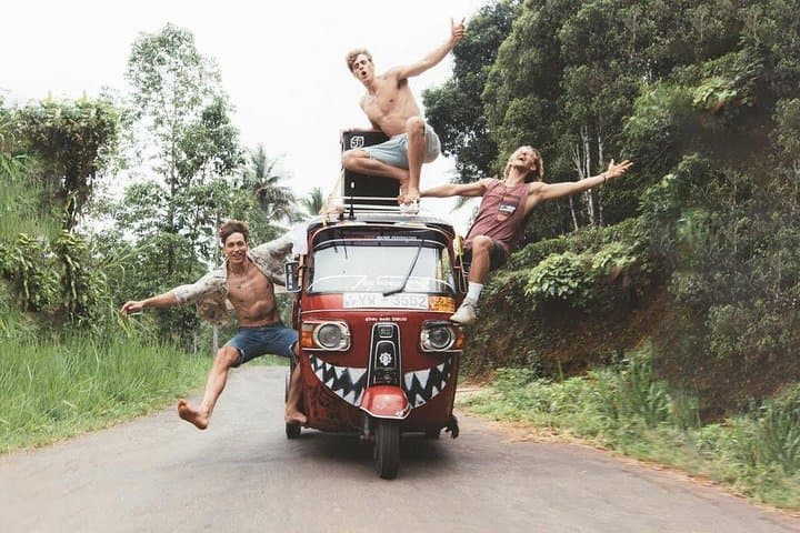 Every Corner a Story: 7-Day Sri Lanka Cultural, Hill & Wildlife Loop photo 2