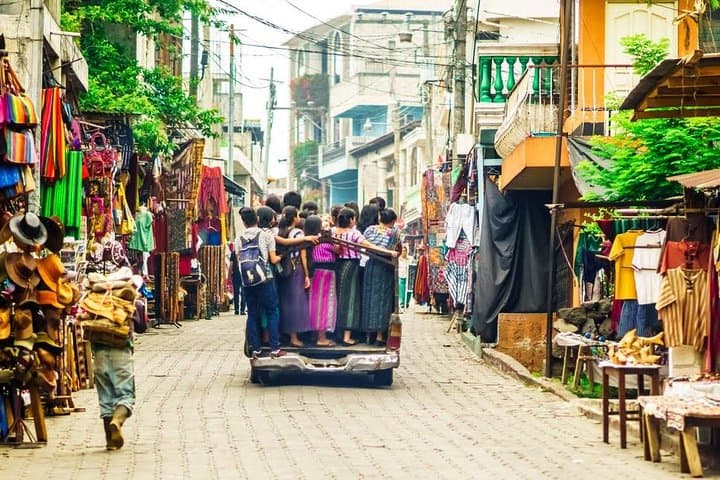 Guatemala City Highlights Walking Tour: Cathedral, Markets & Colonial Churches photo 4