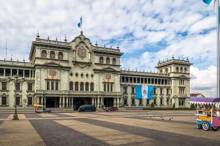 Guatemala City Highlights Walking Tour: Cathedral, Markets & Colonial Churches photo 5