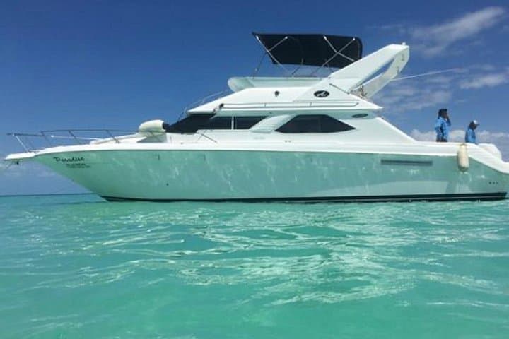 Private 46ft Yacht Rental in Cancun: Isla Mujeres & Sunset Cruises photo 2
