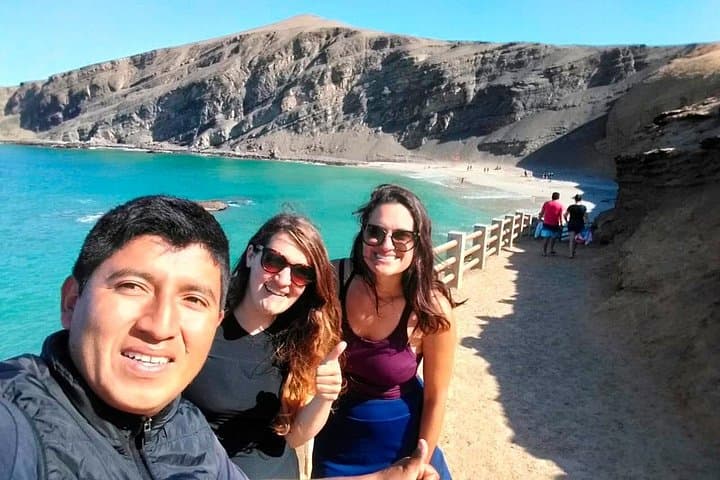 Paracas National Reserve Tour — Desert Meets Sea on Peru's Wild Coast photo 2