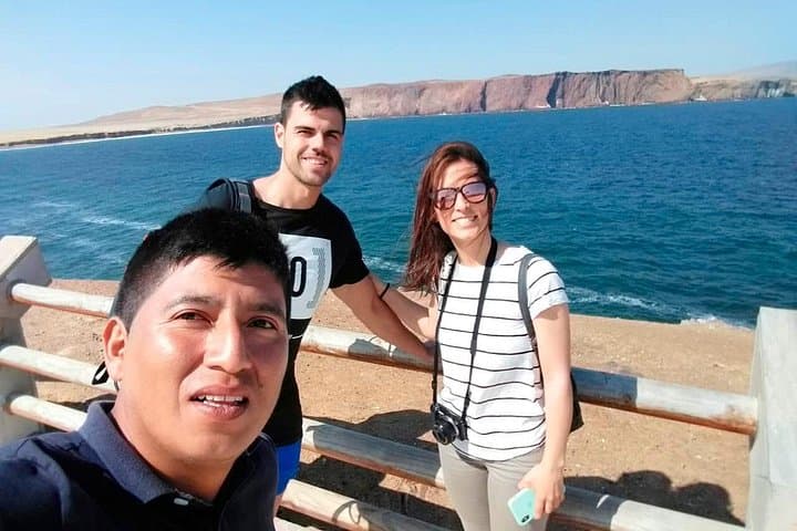 Paracas National Reserve Tour — Desert Meets Sea on Peru's Wild Coast photo 4