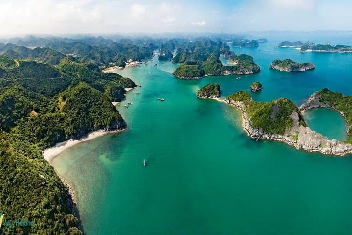 Fantasea Cruise: 3-Day Ha Long Bay & Lan Ha Boat Experience