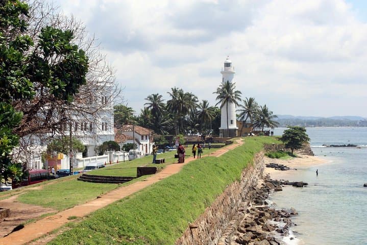 Unveiling Sri Lanka: A 15-Day Journey Through Hills, Heritage, and Coastlines photo 1
