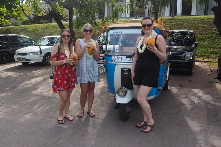 Morning Colombo TukTuk City Safari from Colombo Harbor photo 4