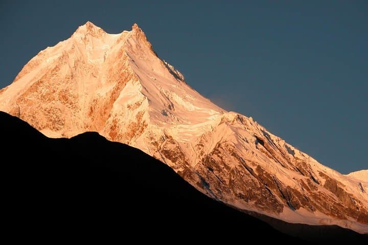 Manaslu Circuit Trek: 13-Day High-Altitude Trek Around Mt Manaslu