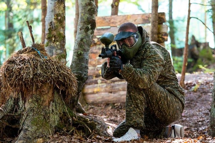 Riga Outdoor Paintball: 400‑Ball Field Battle with Transfers and Guide photo 2