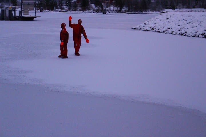 Arctic Floating in Finland — Dry-Suit Cold-Water Experience Near Rovaniemi photo 4
