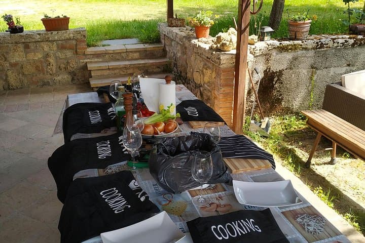 Private Tuscan Cooking Class & Wine Tasting at a Radda in Chianti Farmhouse photo 3