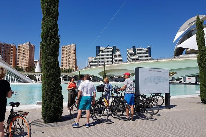 Private Old Town Walking Tour of Valencia: La Lonja, Cathedral & Hidden Squares photo 4