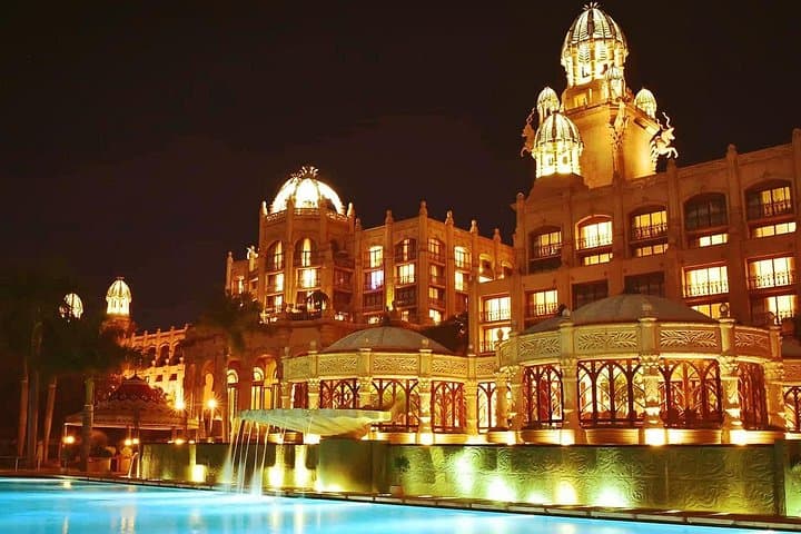 Sun City Transfer from Johannesburg: Private Air‑Conditioned Ride to The Palace of the Lost City