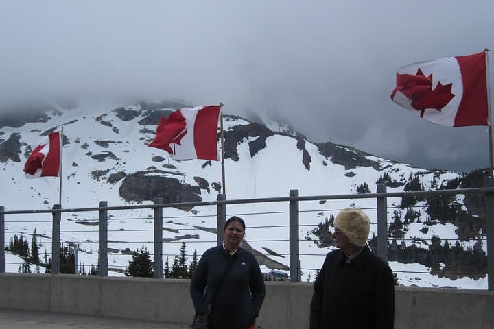 Vancouver to Whistler and Victoria: 2-Day Private Tour with Butchart Gardens & Sea-to-Sky photo 3