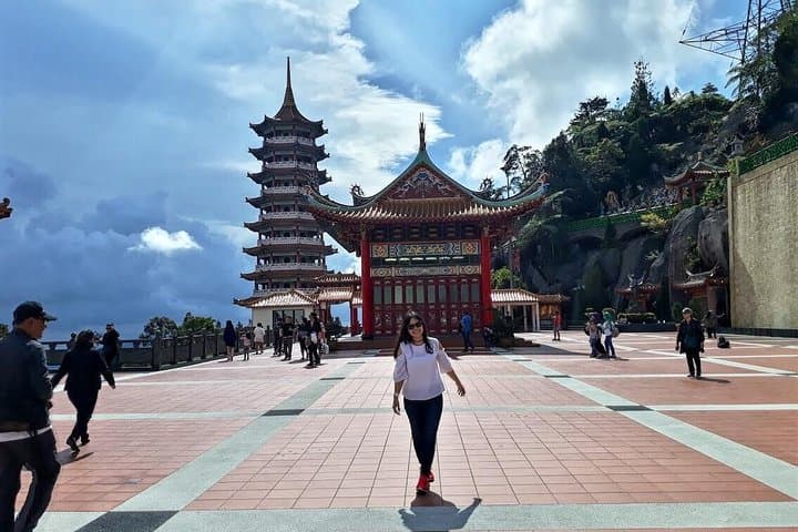 Batu Caves to Genting Highlands: Day Tour with Awana Skyway Cable Car photo 3