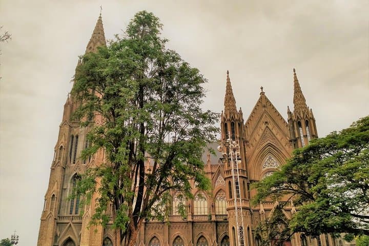 Mysore in a Day: A Practical Guide to the Palace, Gardens and Chamundi Hill photo 3
