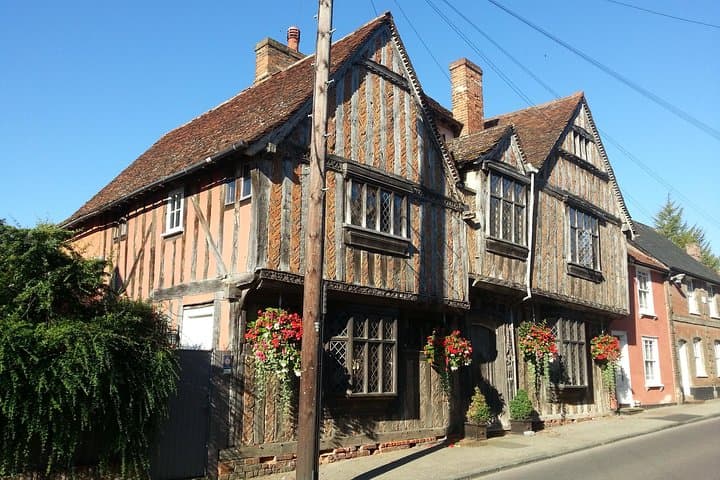 Explore Medieval Lavenham: Self-Guided Tudor Walking Audio Tour