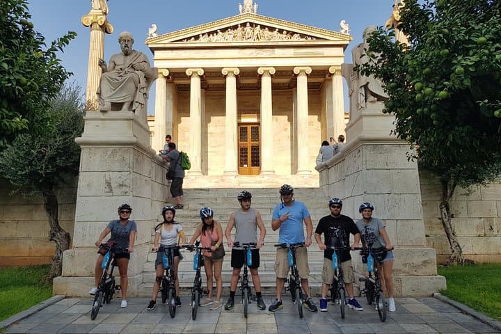 Athens E‑Bike Tour: 3-Hour City Ride Past the Acropolis and Plaka