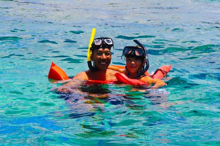 Paddle and Snorkel Simpson Bay: Kayak Adventure in St Maarten photo 2