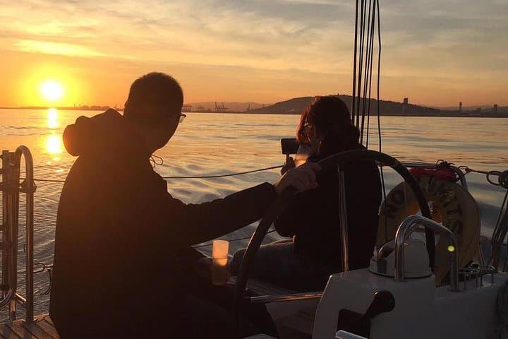 Barcelona 2-Hour Sailing Cruise with Open Bar & Pinchos photo 4