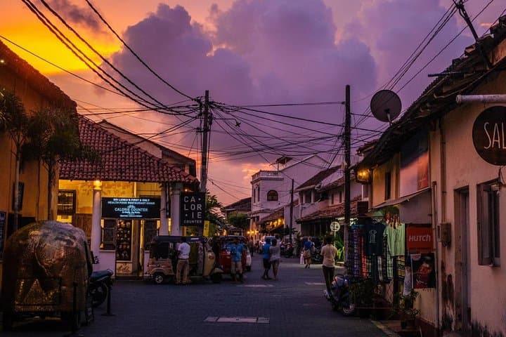 Sri Lanka Footsteps in Paradise: 17-Day Cultural and Wildlife Circuit
